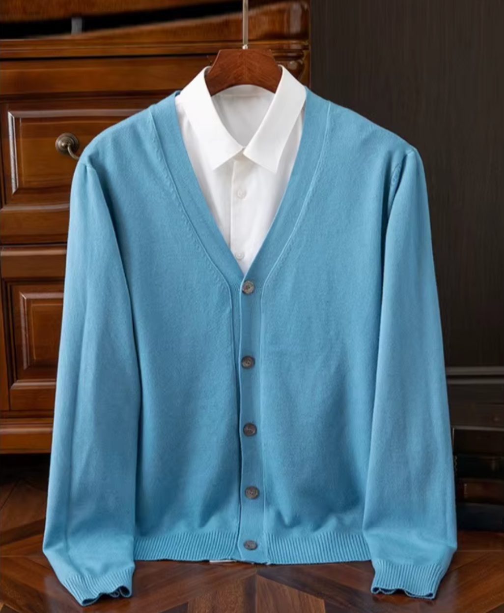 Beaumont | Classic V-Neck Cardigan