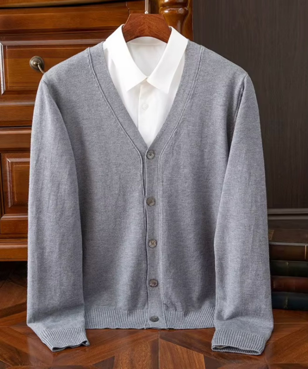 Beaumont | Classic V-Neck Cardigan