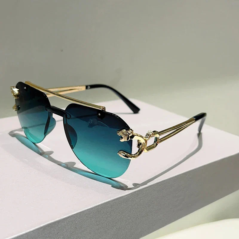 Matteo™ | Elegant sunglasses with gradient lenses